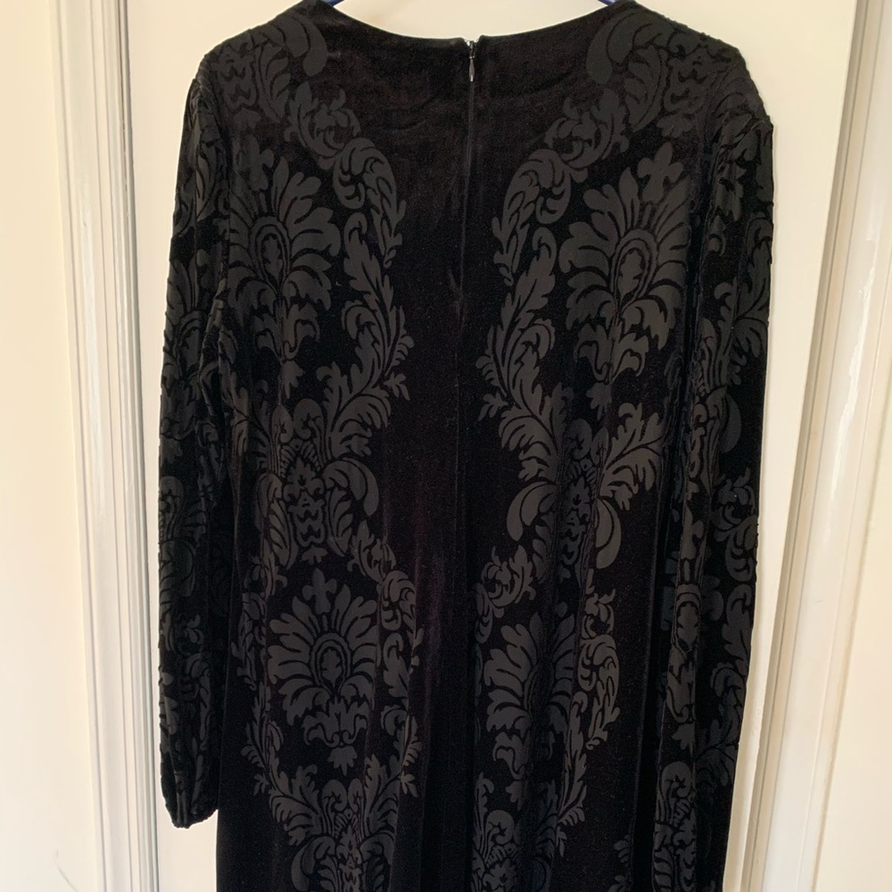 Black velvet long sleeved maternity dress